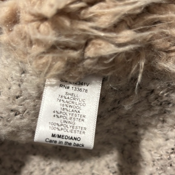 Medium Love Tree brown open front vest with faux fur and leather - Picture 5 of 7